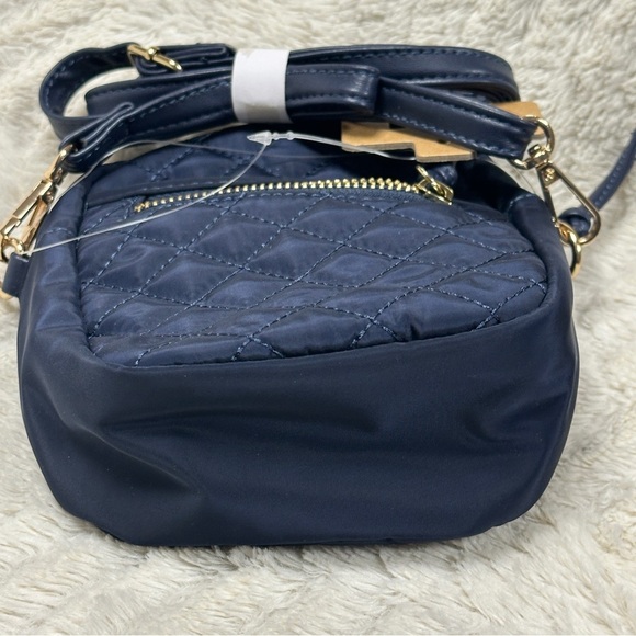I am  (Brand)  Small Navy Quilted Crossbody Bag, 6 x 2.5 x 7 NWT - Picture 7 of 12